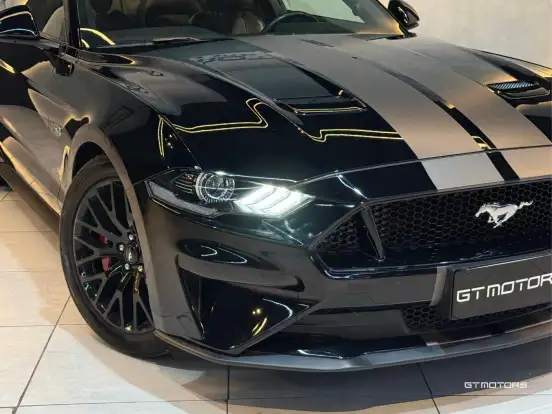 FORD-MUSTANG-2019