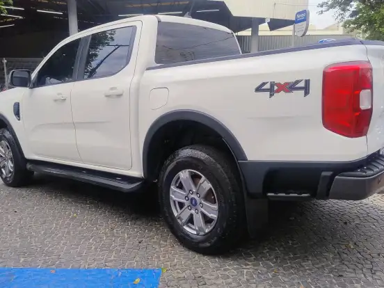 FORD-RANGER-2.0 TURBO DIESEL CD XLS 4X4 AUTOMÁTICO FORD-RANGER-2023