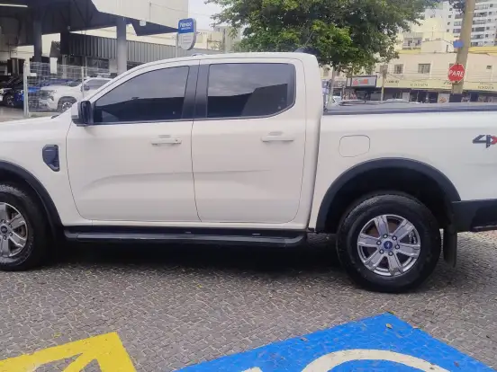FORD-RANGER-2.0 TURBO DIESEL CD XLS 4X4 AUTOMÁTICO FORD-RANGER-2023