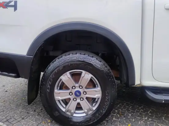FORD-RANGER-2.0 TURBO DIESEL CD XLS 4X4 AUTOMÁTICO FORD-RANGER-2023