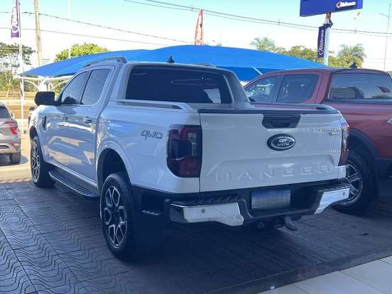 FORD-RANGER-3.0 V6 TURBO DIESEL CD LIMITED 4X4 AUTOMÁTICO FORD-RANGER-2024