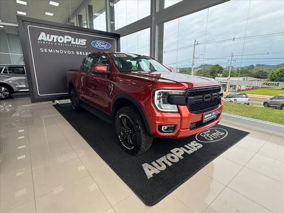 FORD RANGER 3.0 V6 TURBO DIESEL CD XLT 4X4 AUTOMÁTICO