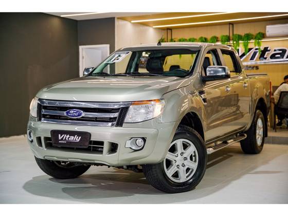 FORD RANGER 3.2 XLT 4X4 CD 20V DIESEL 4P AUTOMÁTICO