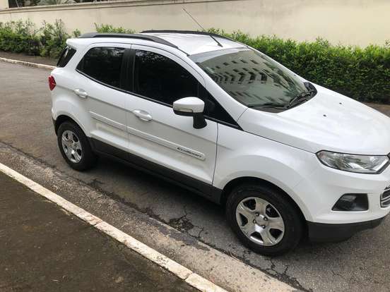 FORD-ECOSPORT-2014