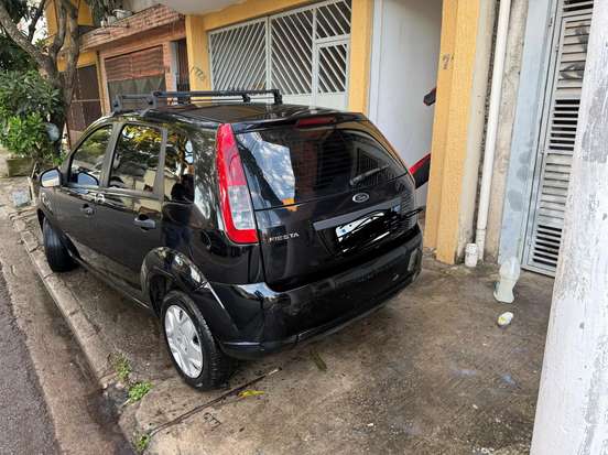 FORD-FIESTA-2012