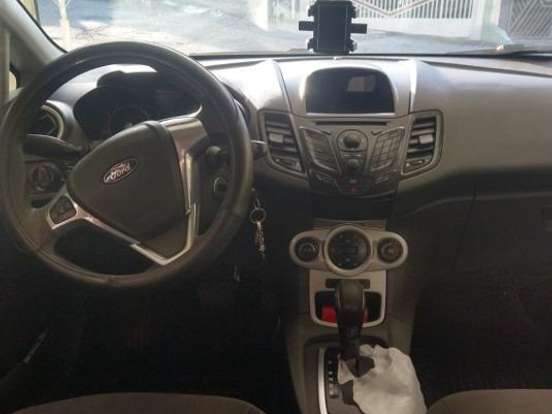 FORD-FIESTA-1.6 SE HATCH 16V FLEX 4P POWERSHIFT FORD-FIESTA-2015