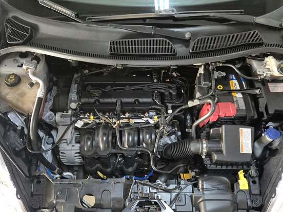 FORD-FIESTA-1.6 TITANIUM PLUS HATCH 16V FLEX 4P POWERSHIFT FORD-FIESTA-2015