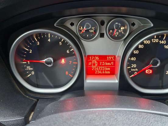 FORD-FOCUS-1.6 GL 16V FLEX 4P MANUAL FORD-FOCUS-2011