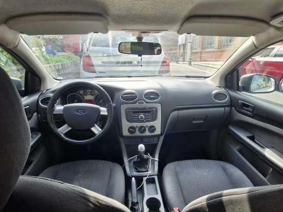 FORD-FOCUS-1.6 GL 16V FLEX 4P MANUAL FORD-FOCUS-2011