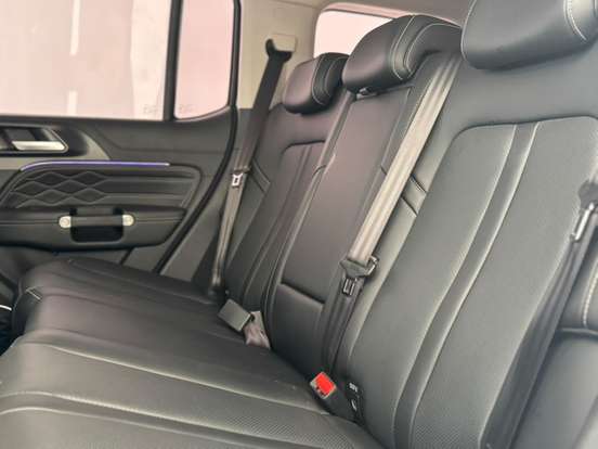 GWM-TANK 300-2.0 HI4-T PHEV 4X4 9HAT GWM-TANK 300-2025