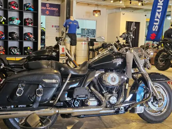 HARLEY-DAVIDSON-ROAD KING CLASSIC-2011