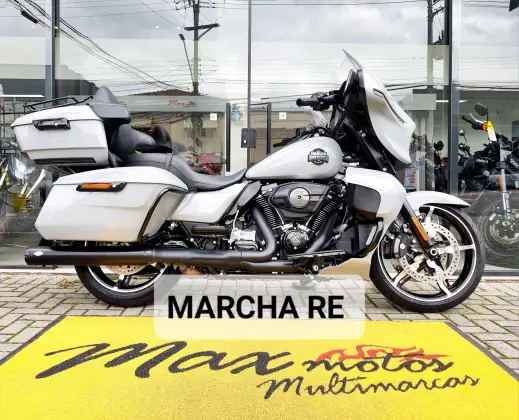 HARLEY-DAVIDSON STREET GLIDE ULTRA 