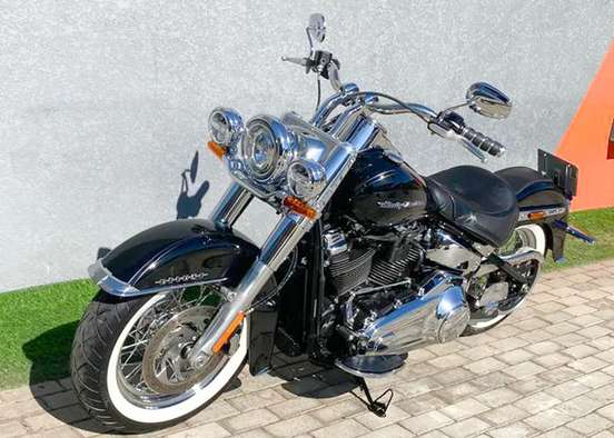 HARLEY-DAVIDSON-SOFTAIL DELUXE-2019