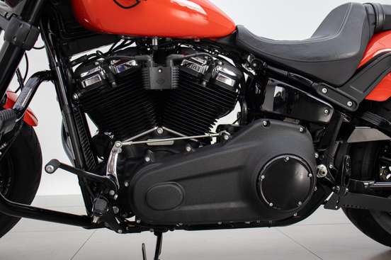 HARLEY-DAVIDSON-SOFTAIL FAT BOB 107-2020