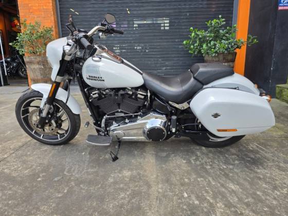 HARLEY-DAVIDSON SPORT GLIDE 