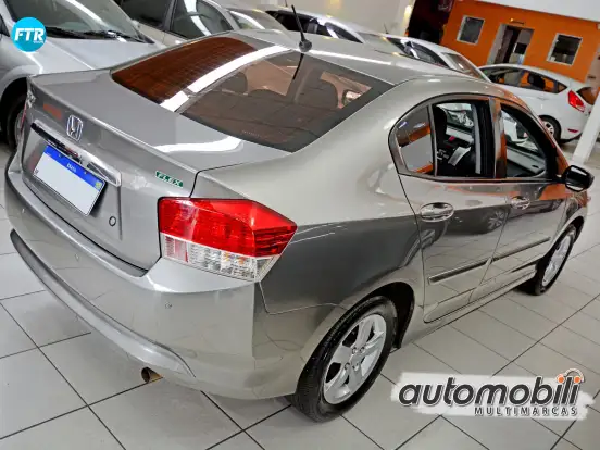 HONDA-CITY-1.5 LX 16V FLEX 4P AUTOMÁTICO HONDA-CITY-2010
