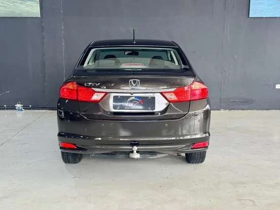 HONDA-CITY-2015