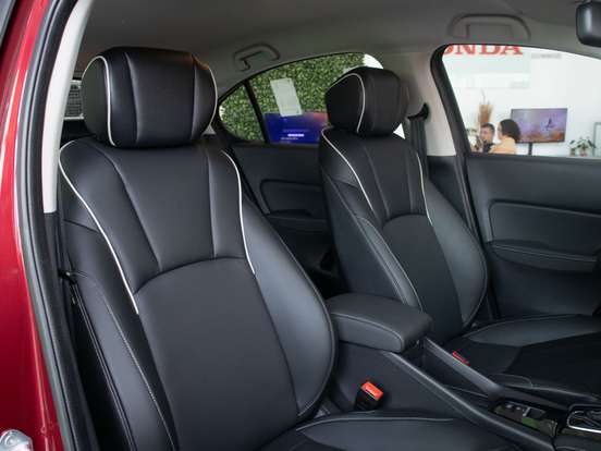 HONDA-CITY-1.5 i-VTEC FLEX HATCH TOURING CVT HONDA-CITY-2025
