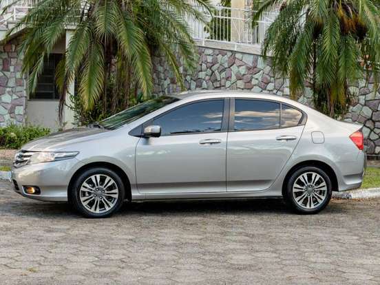HONDA-CITY-1.5 LX 16V FLEX 4P AUTOMÁTICO HONDA-CITY-2013