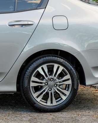 HONDA-CITY-1.5 LX 16V FLEX 4P AUTOMÁTICO HONDA-CITY-2013