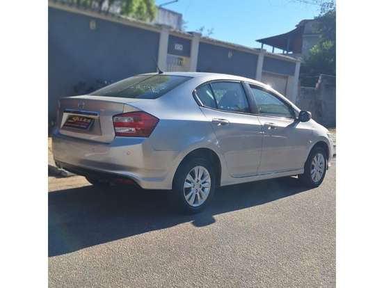 HONDA-CITY-1.5 LX 16V FLEX 4P MANUAL HONDA-CITY-2012