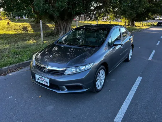 HONDA CIVIC 1.8 LXS 16V FLEX 4P AUTOMÁTICO