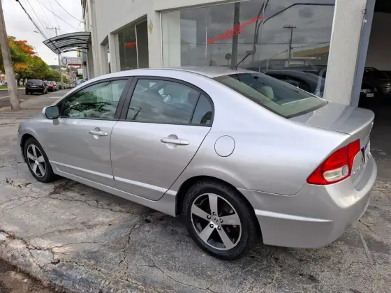 HONDA CIVIC 1.8 LXS 16V FLEX 4P MANUAL