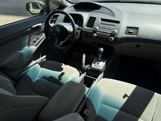 HONDA-CIVIC-2010