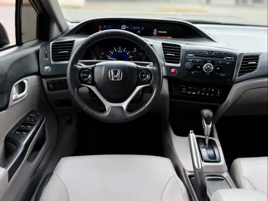 HONDA-CIVIC-2.0 LXR 16V FLEX 4P AUTOMÁTICO HONDA-CIVIC-2016