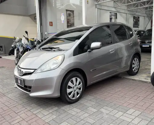 HONDA-FIT-2012