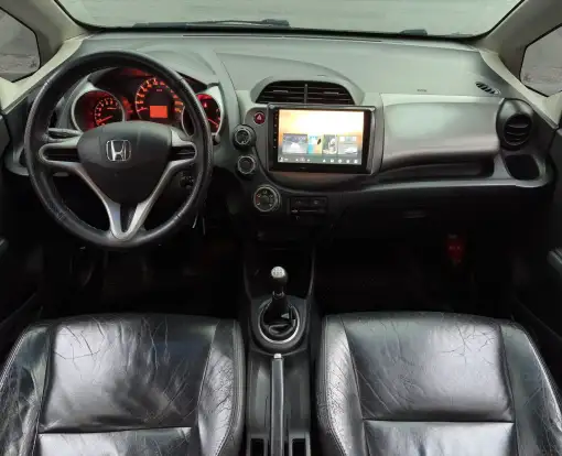 HONDA-FIT-2012