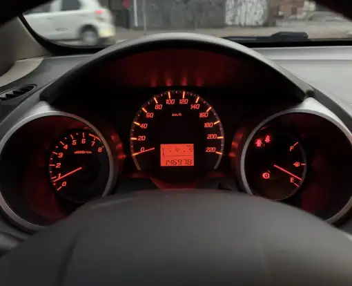 HONDA-FIT-2012
