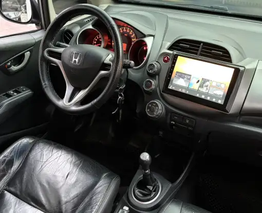 HONDA-FIT-2012