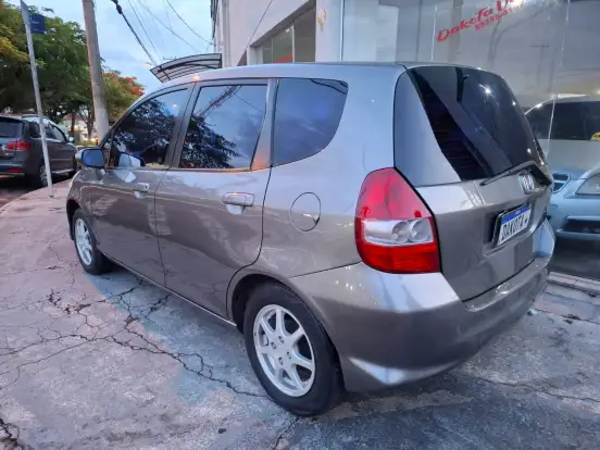 HONDA-FIT-2007