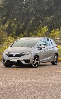 HONDA-FIT-2015