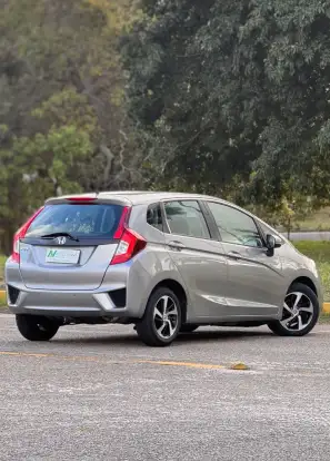 HONDA-FIT-2015