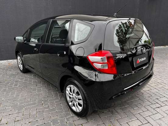 HONDA-FIT-2011