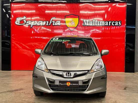 HONDA-FIT-2012