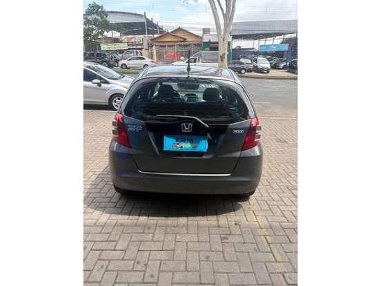 HONDA-FIT-2010