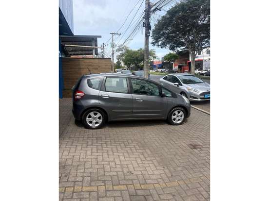 HONDA-FIT-2010