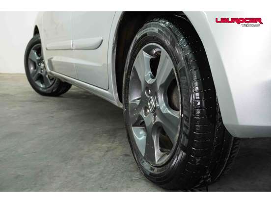 HONDA-FIT-1.4 LX 16V FLEX 4P MANUAL HONDA-FIT-2010