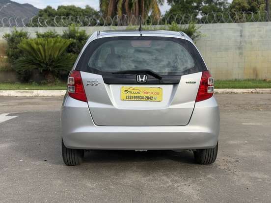 HONDA-FIT-1.4 LX 16V FLEX 4P MANUAL HONDA-FIT-2009