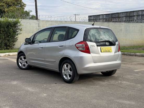 HONDA-FIT-1.4 LX 16V FLEX 4P MANUAL HONDA-FIT-2009