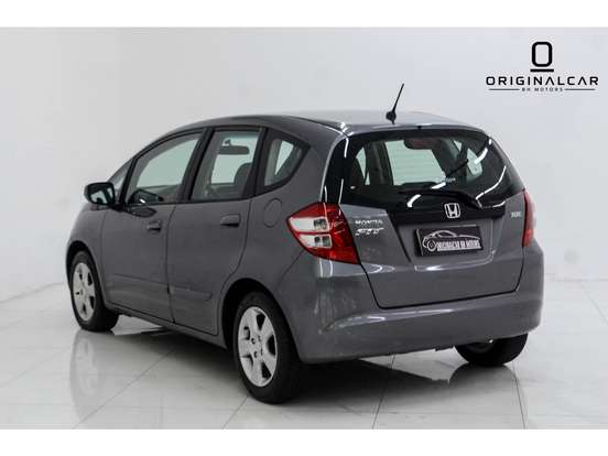 HONDA-FIT-2009
