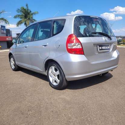 HONDA-FIT-2003