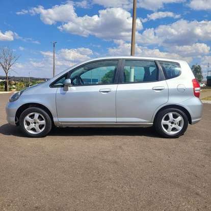 HONDA-FIT-2003