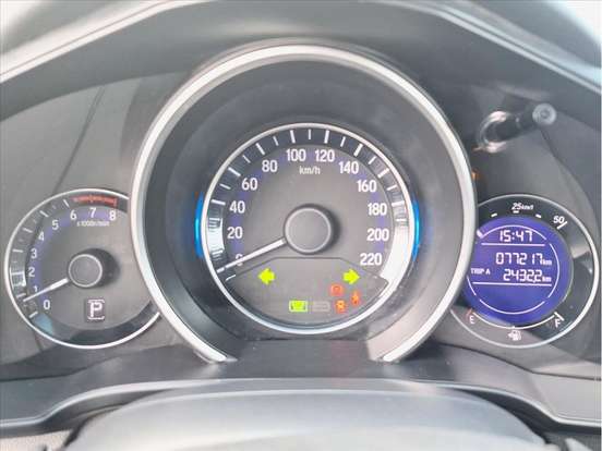 HONDA-FIT-2016