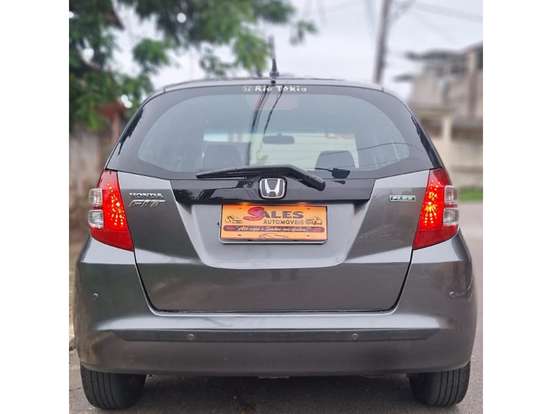 HONDA-FIT-2009