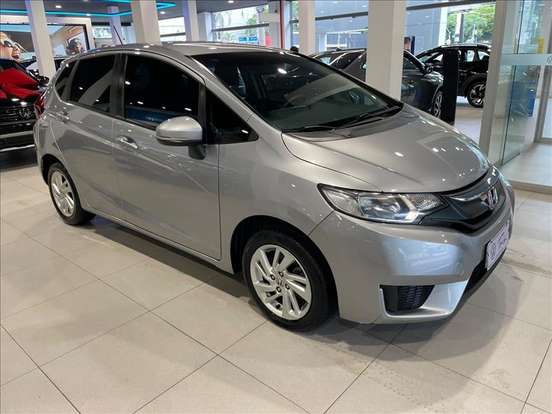 HONDA-FIT-2016