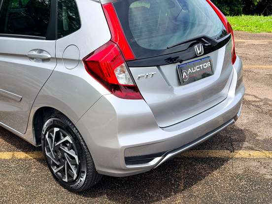 HONDA-FIT-2019